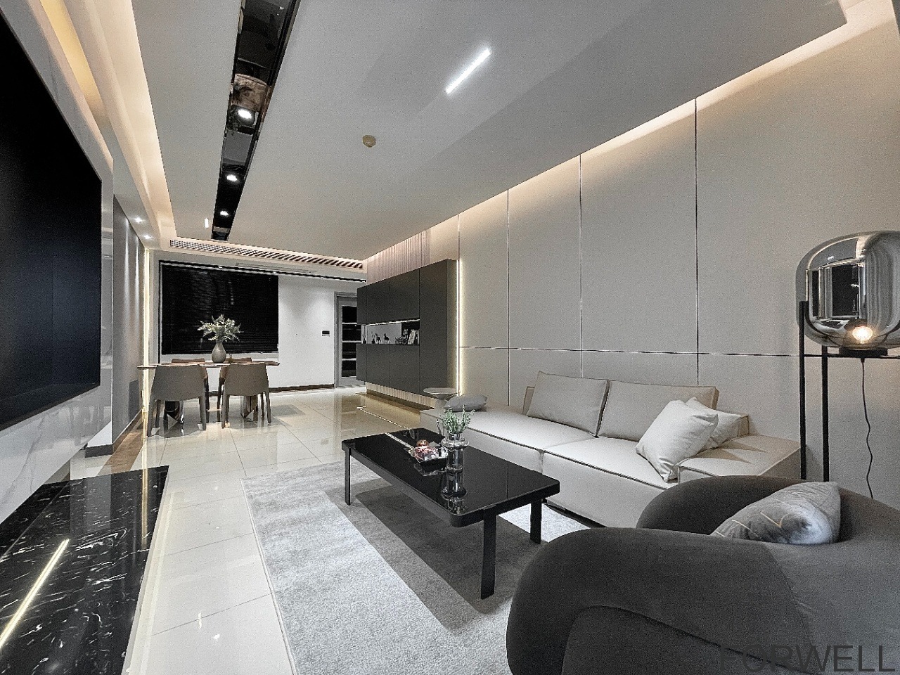 W International Apt. 27F 127m² 2 Bedrooms North